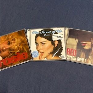 Taylor Swift, Gracie Abrams & Rose CD Trio